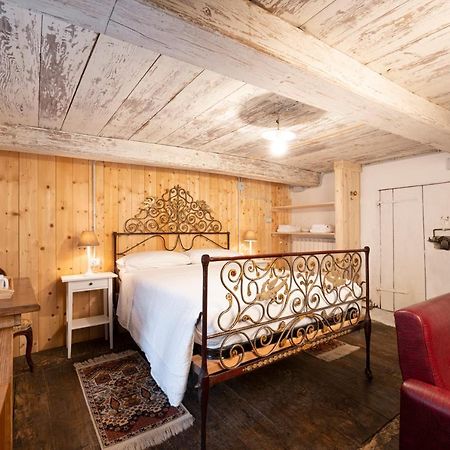 B&B Casa Quaroni Anzino Eksteriør billede