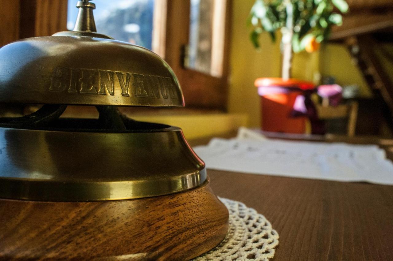 B&B Casa Quaroni Anzino Eksteriør billede