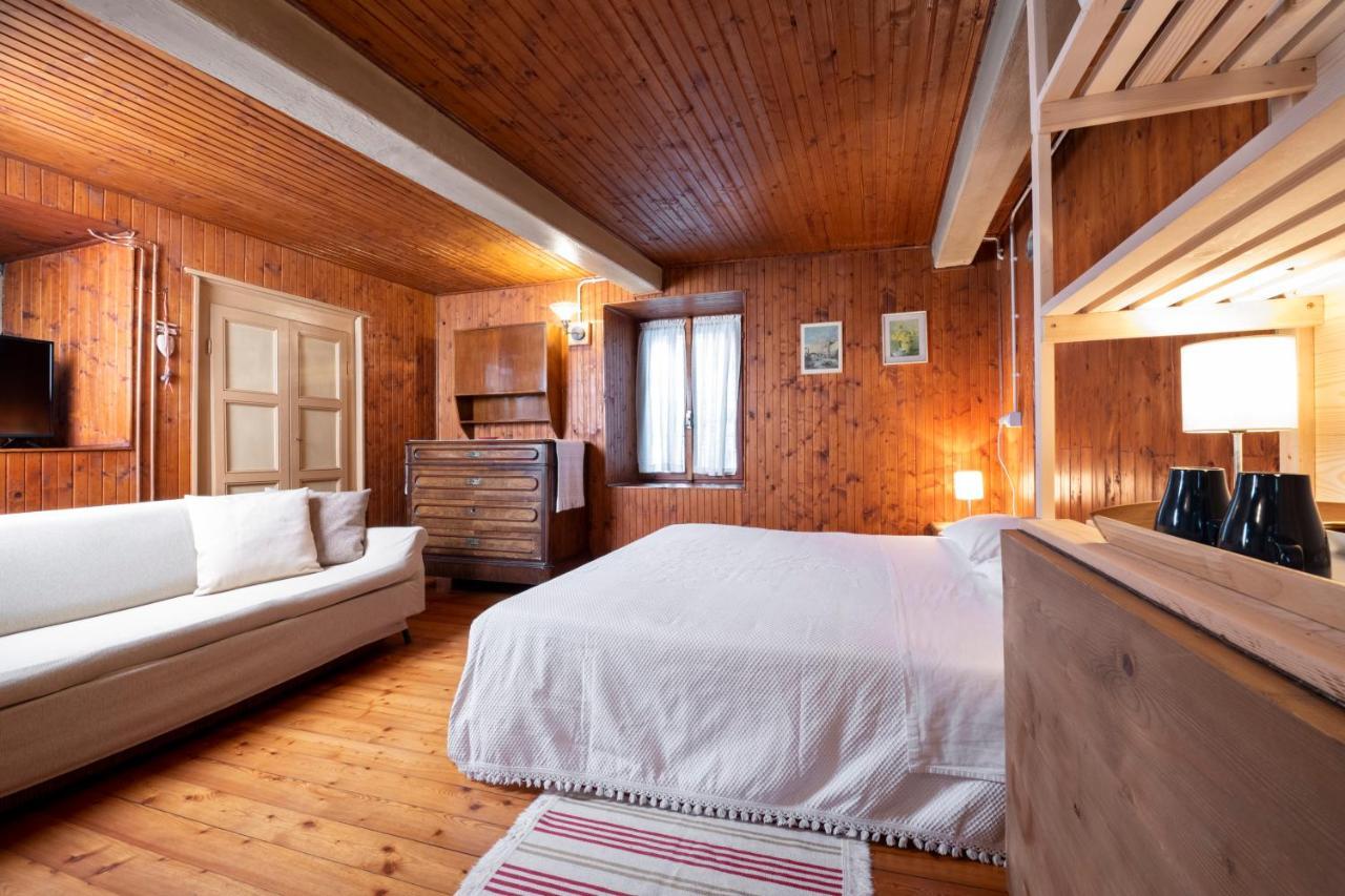 B&B Casa Quaroni Anzino Eksteriør billede